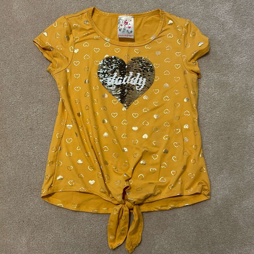 Yellow shirt with gold hearts- sequin “daddy” heart in center on front